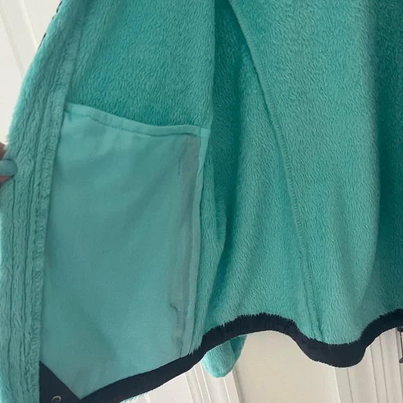 NorthFace Fleece Osito Jacket - size Medium - Picture 9 of 10